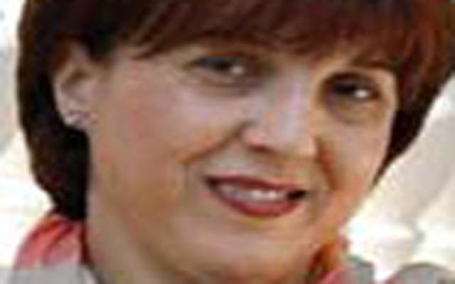 What are the needs of medium and long-term travelers?