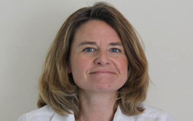 How can compliance with the travel policy be incentivized?