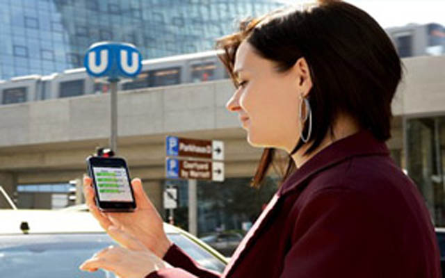 Business travelers no longer know how to travel without their mobile devices