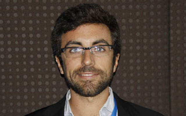 What are the implications of active currency management in the tourism sector?