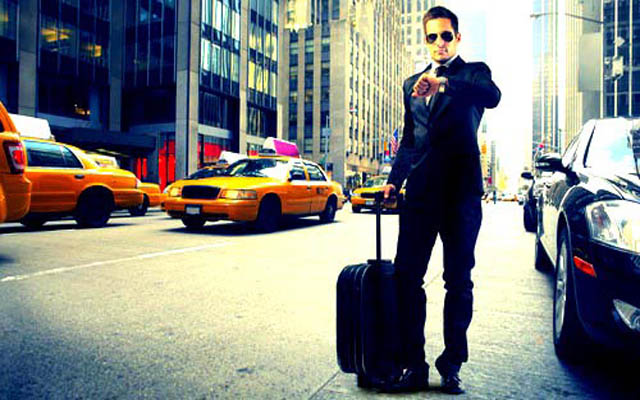 Only one in ten business travelers book at the last minute