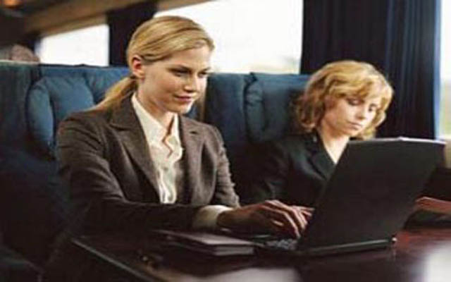 Renfe begins to offer wi-fi access on board some of the Madrid-Seville AVE high-speed trains