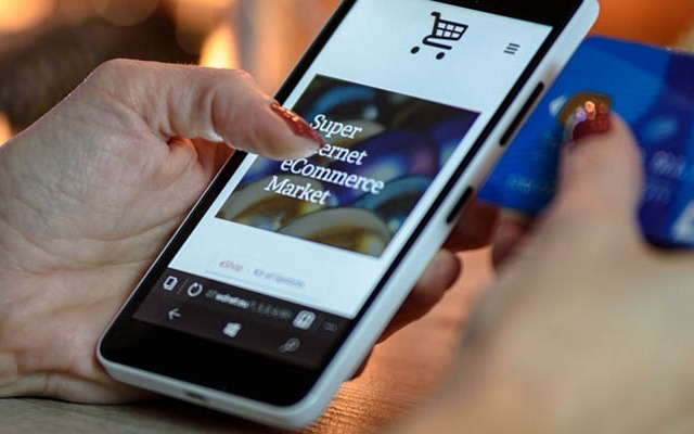 Online booking and mobile payments are becoming more and more important in corporate travel