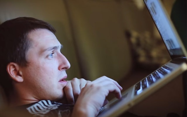 Descriptive and visual content, a new experience in flight booking