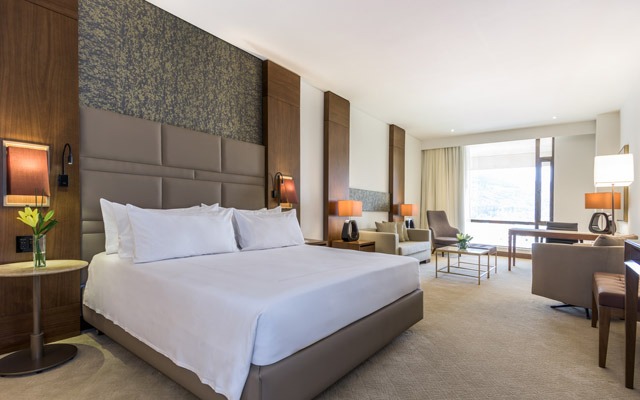 Hotel industry indicators continue to decline