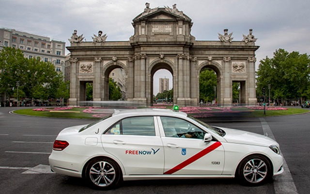 Corporate cab trips grow by 16% each week