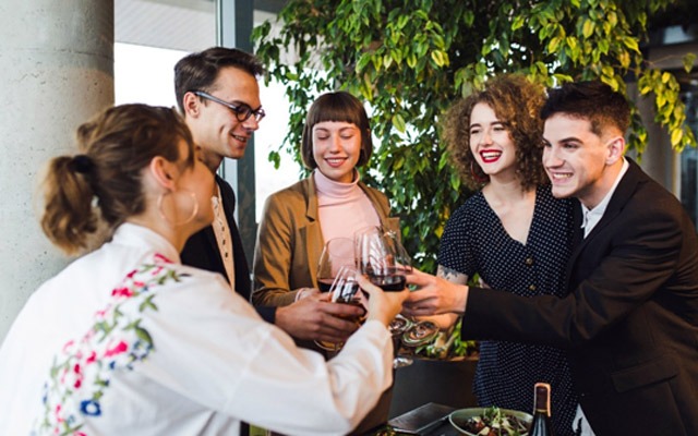 75% of Spanish companies organize at least five internal events each year