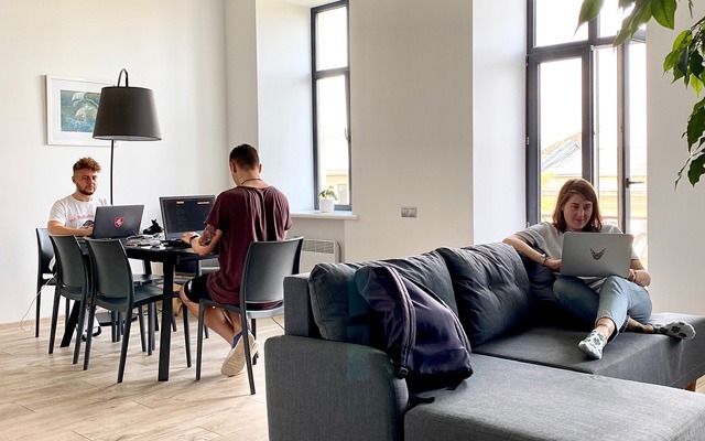 Business travel improves working relationships, according to Amex GBT survey