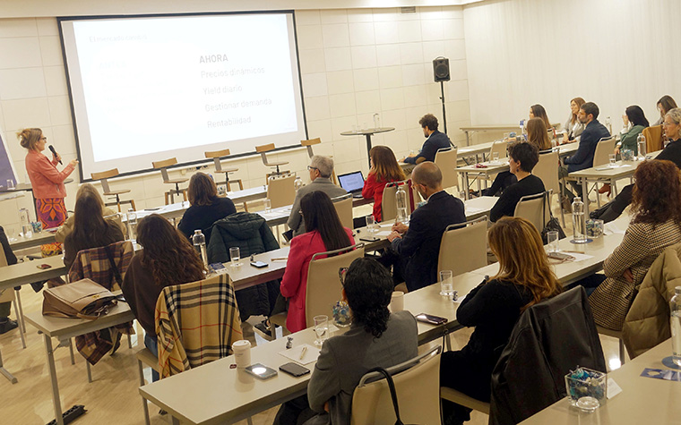 Business Travel moves from price to value with data management and foresight