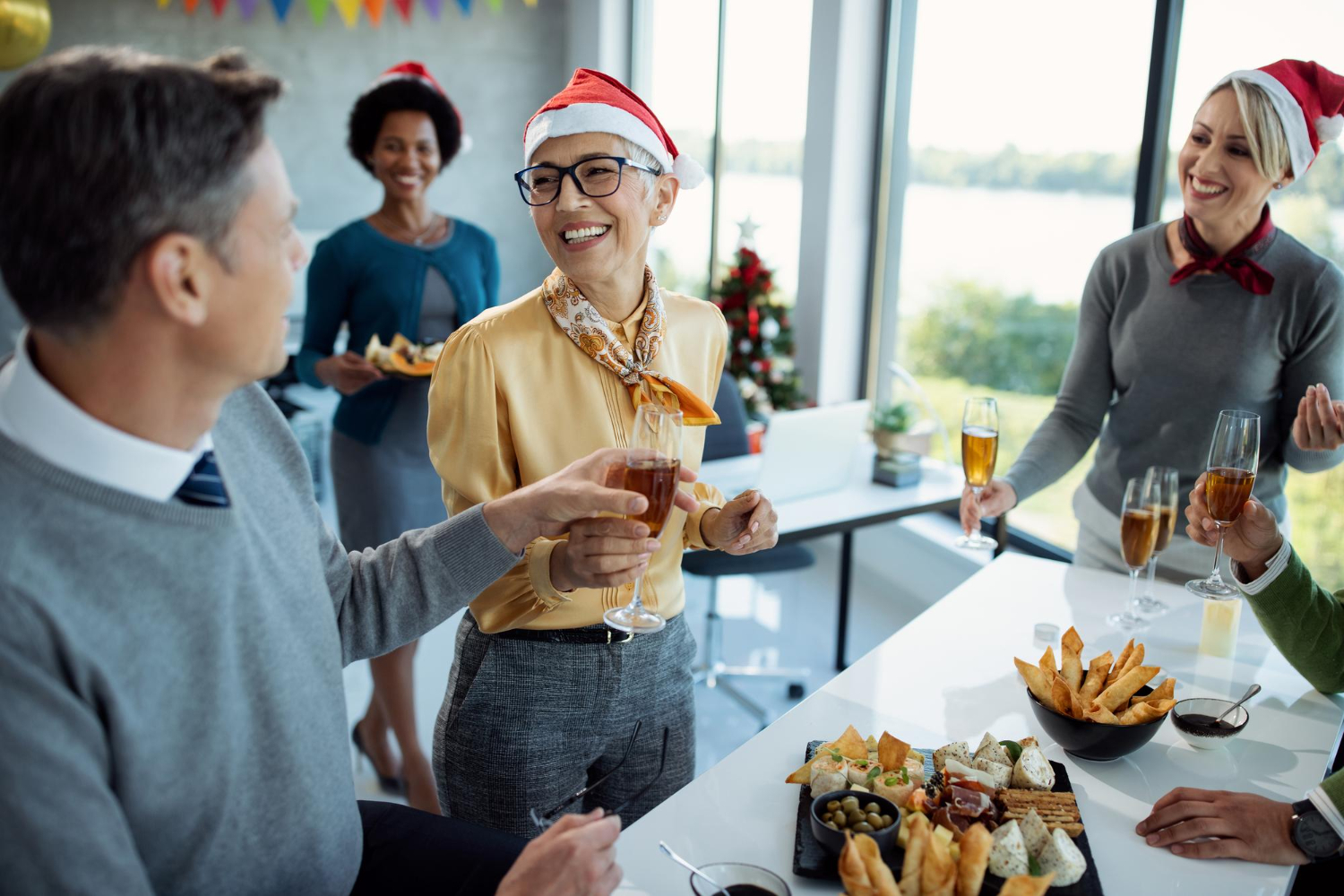 How to get through business lunches and dinners (Christmas special)