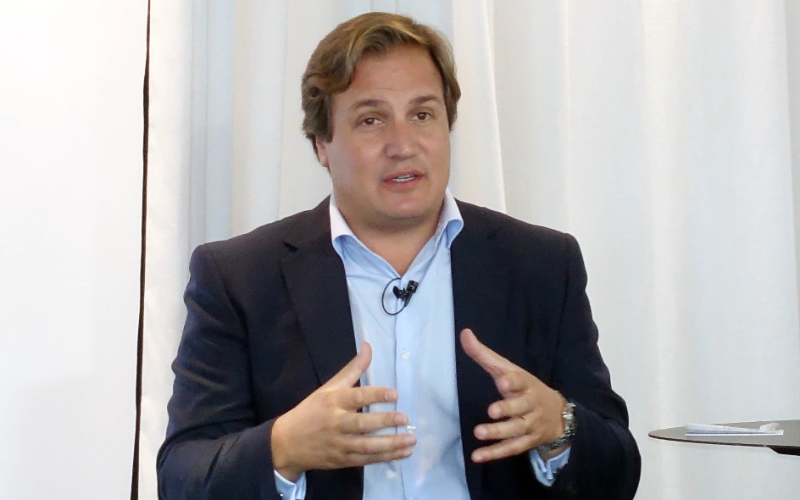 Cómo gestionar viajes de empresa seguros, eficientes y sostenibles