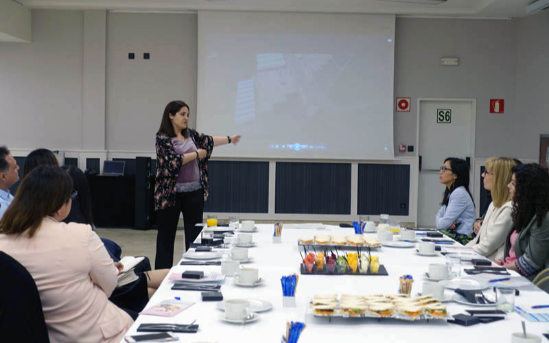 Los Desayunos_Claves para gestionar los viajes de empresa en China_BARCELONA