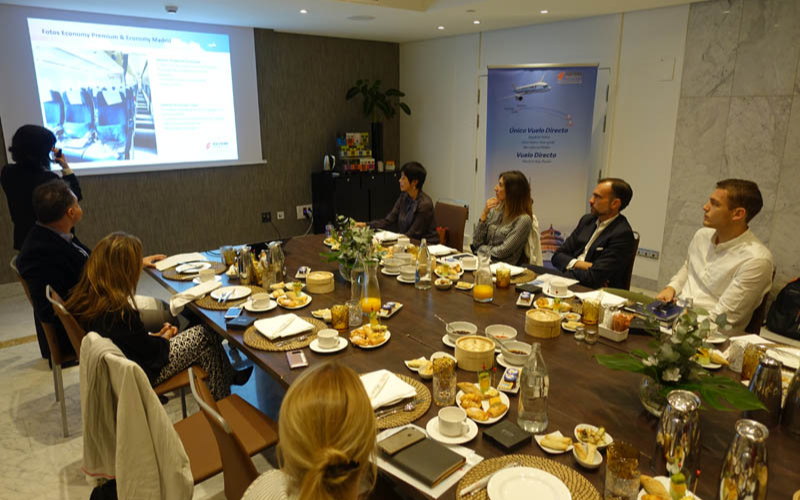 Los Desayunos_Claves para gestionar los viajes de empresa en China_MADRID