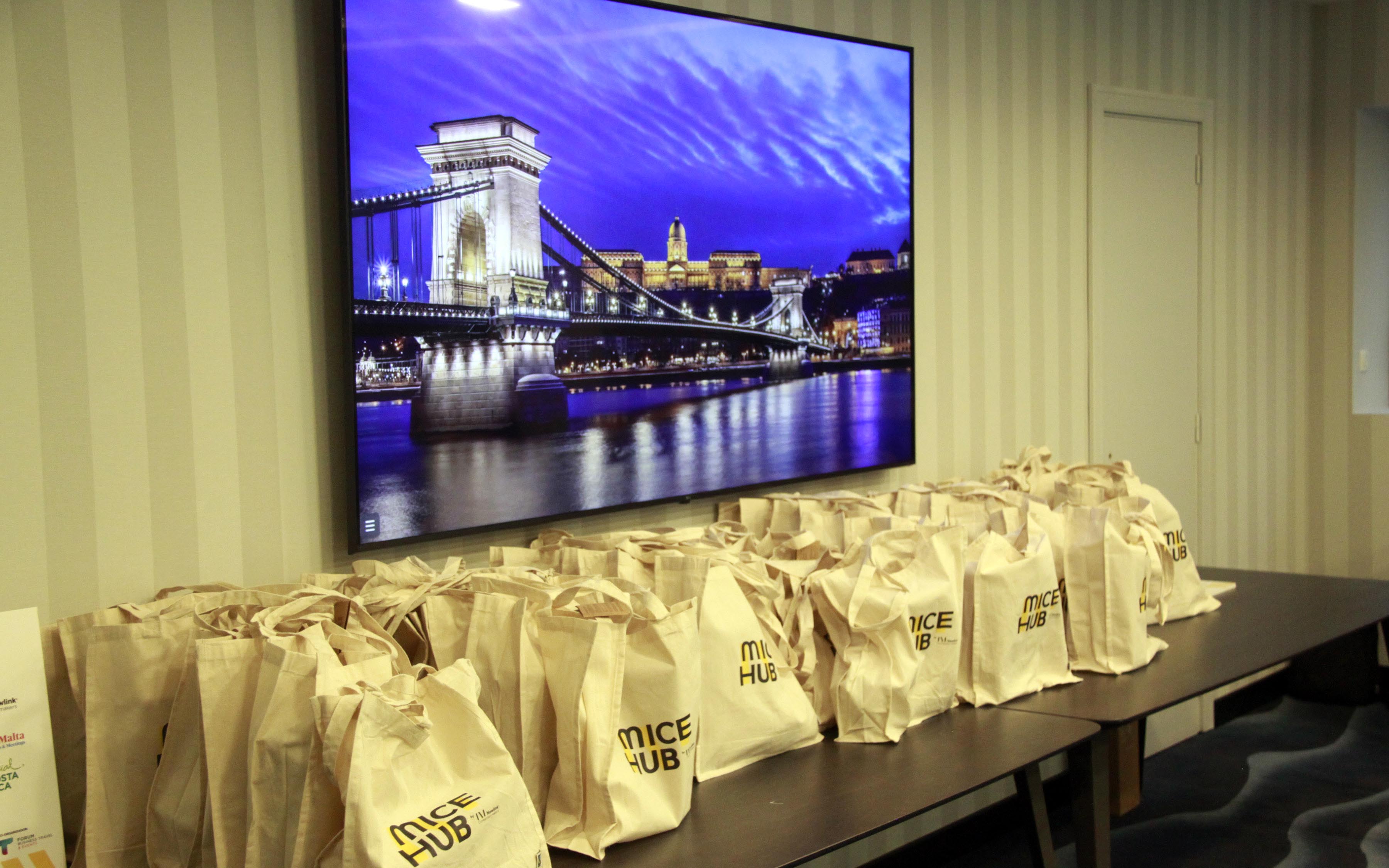 MICE Hub by Newlink_Engagement that transcends: Connecting with the NewGen at corporate events.