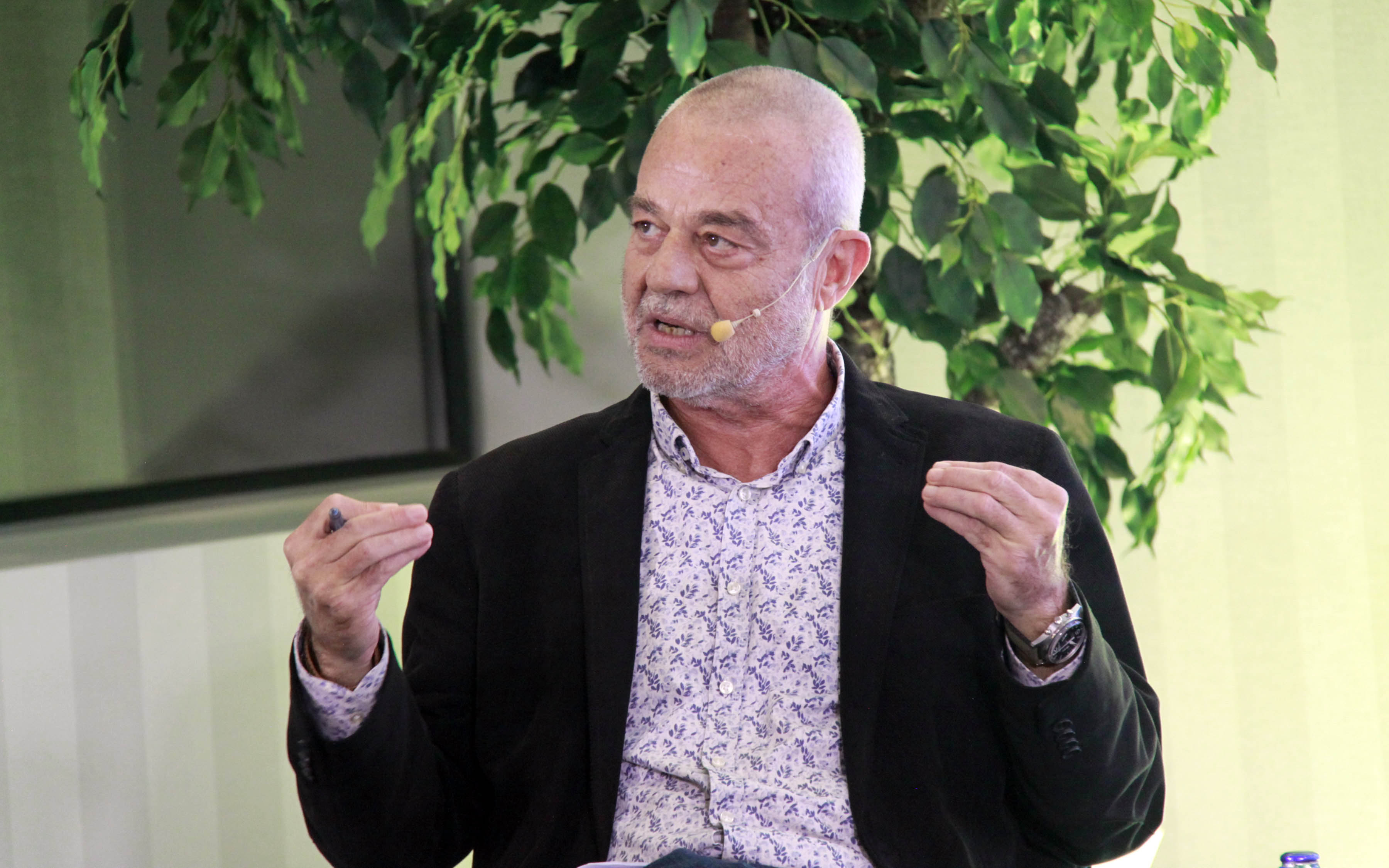 MICE Hub by Newlink_Engagement that transcends: Connecting with the NewGen at corporate events.