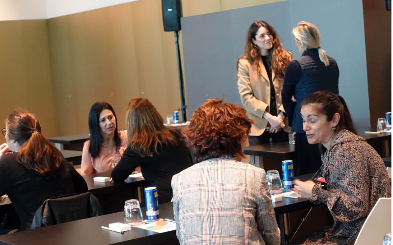 Oportunidades y retos del trabajo híbrido en la movilidad de los empleados_Barcelona