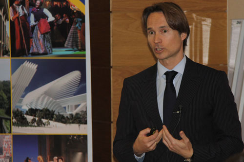 Special training session for travel agents_MADRID_May 2013_Mapfre Convention Center