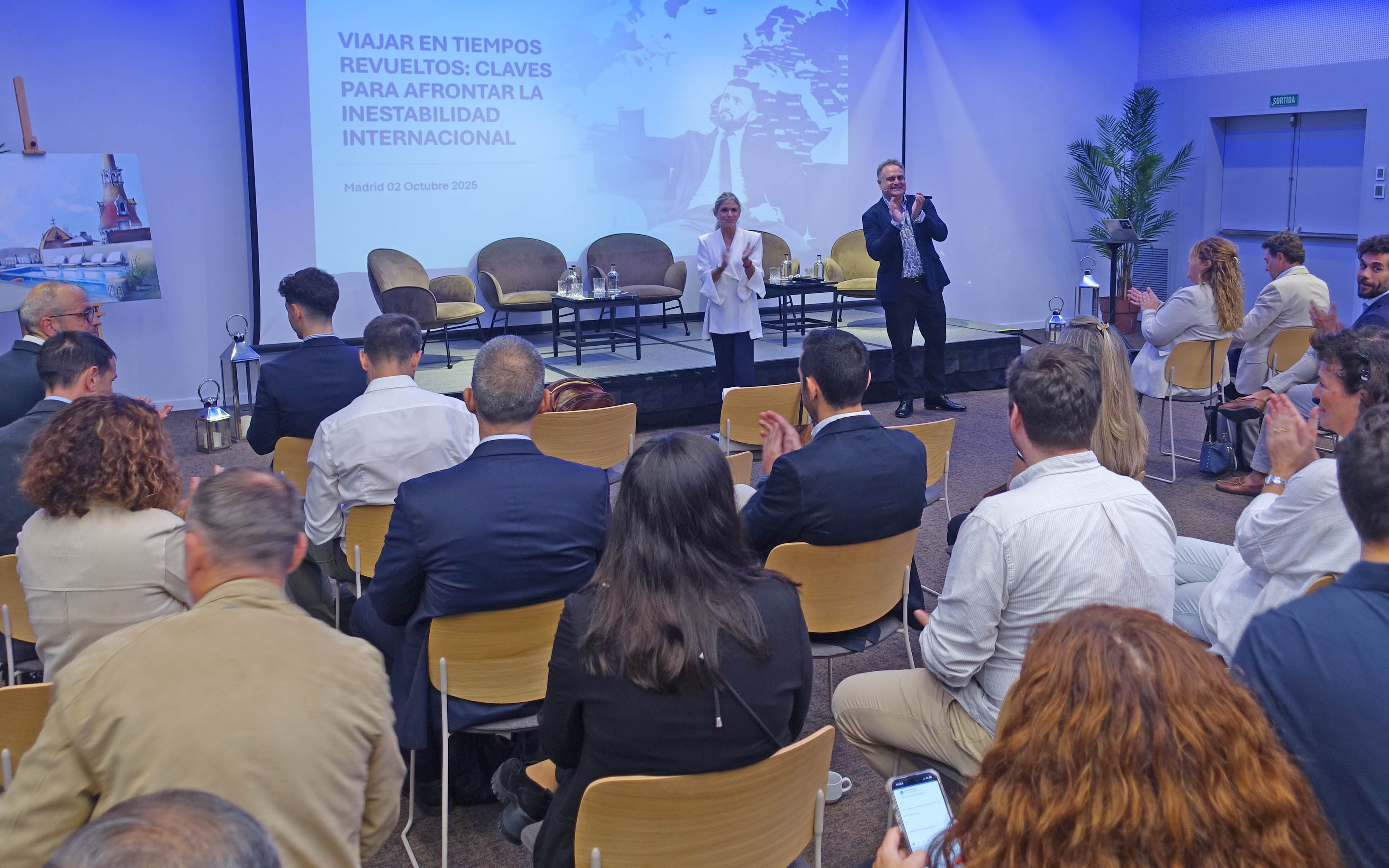 Traveling in troubled times: keys to deal with international instability_Barcelona