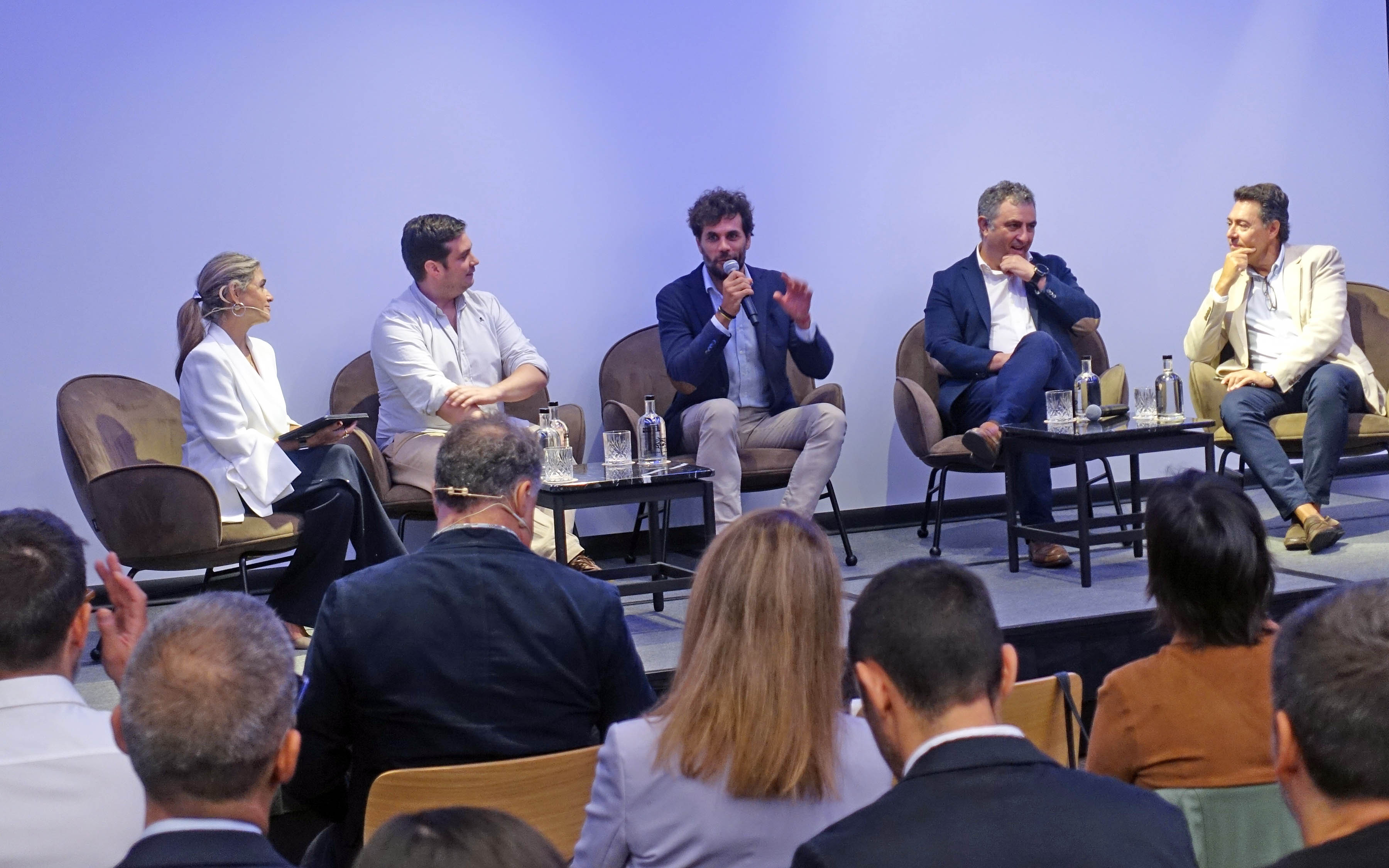 Traveling in troubled times: keys to deal with international instability_Barcelona