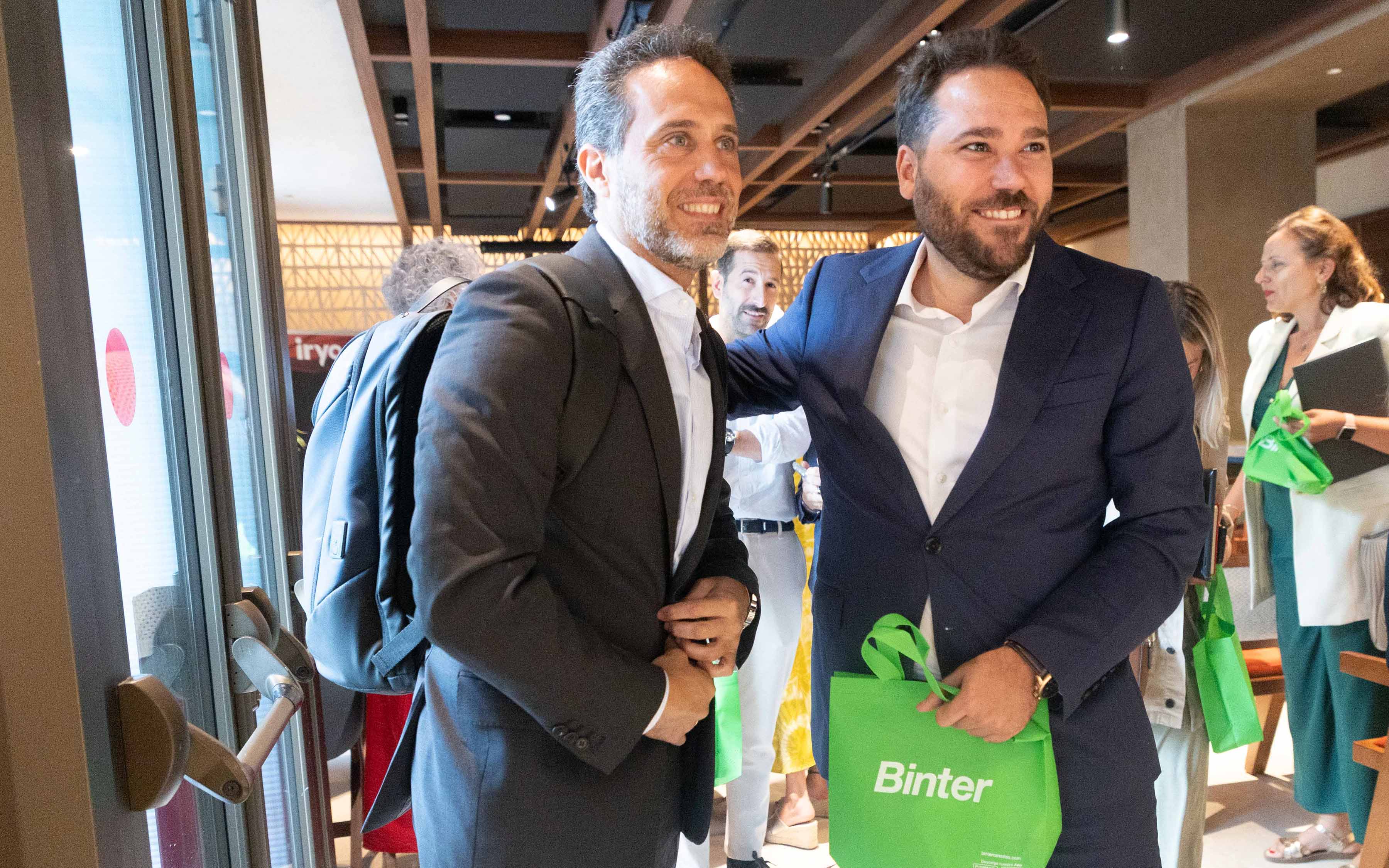 Business Travel in 2025. How to contain the price escalation?_Sevilla